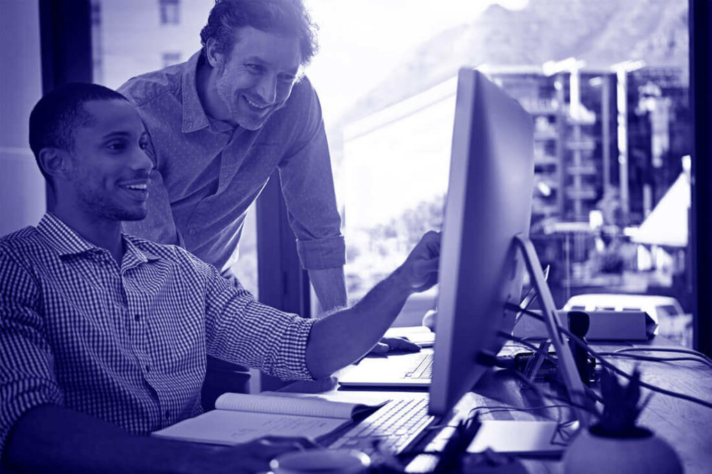 Vorbereitung des Website-Relaunchs der Website-Redakteure am PC