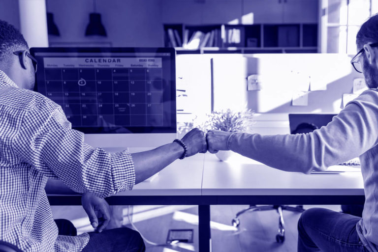 Handschlag Kunde und Website-Relaunch-Agentur